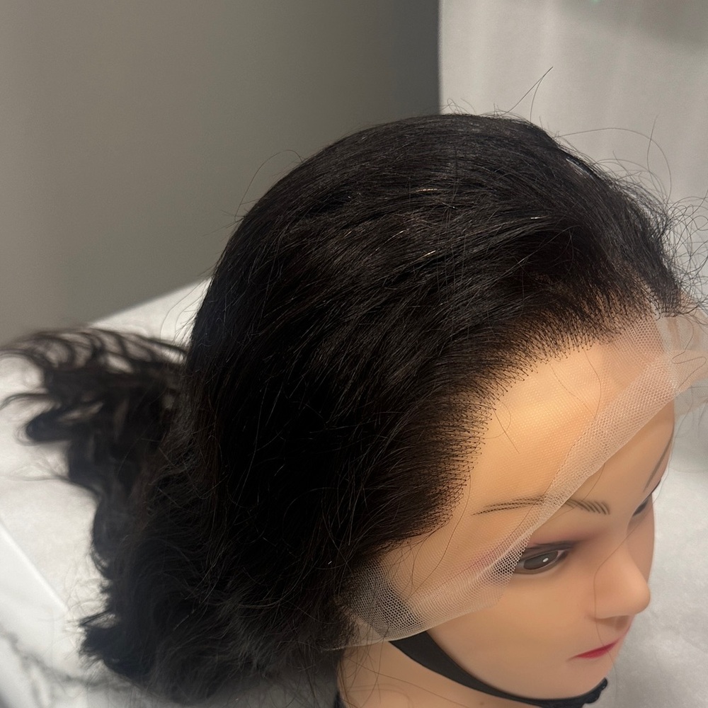 Elegant Black Lace Front Wig - Picture 4 of 6